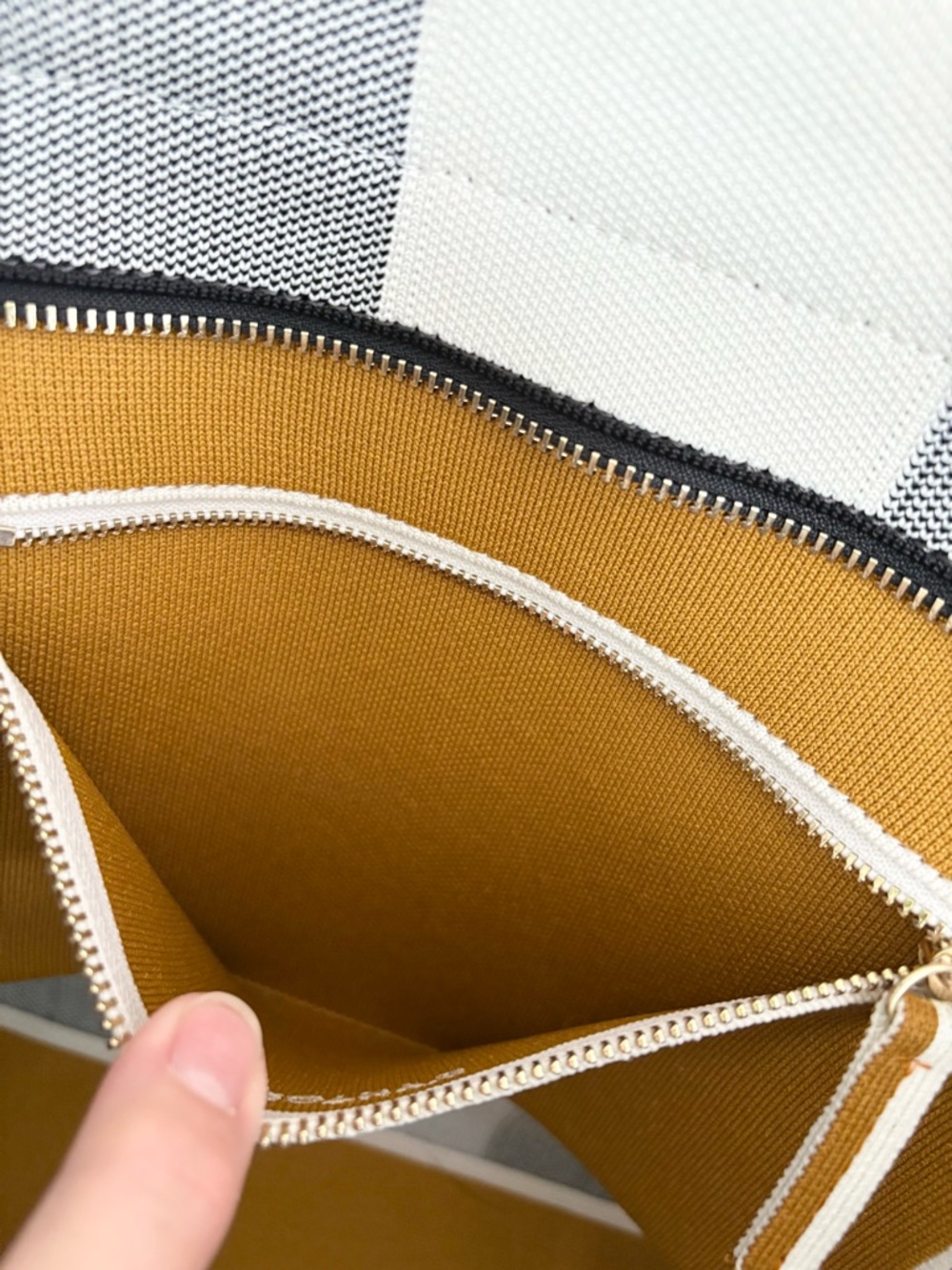 Rothy's Essential Tote in Grey Mist - Picture 15 of 16